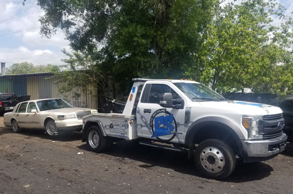 Core Support Auto Recycling Tow Truck with Car